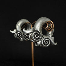 Load image into Gallery viewer, Borneo Joe White Brass Weights
